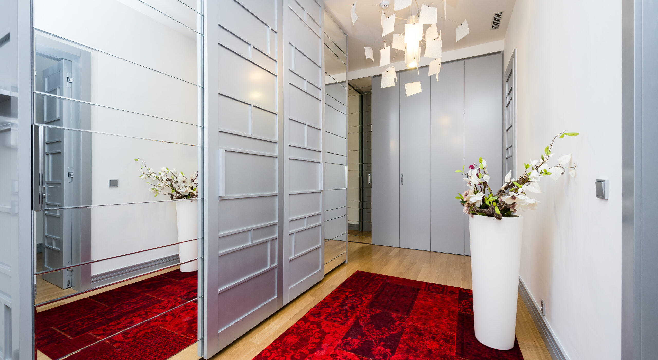 Empirent Aquarius Apartments